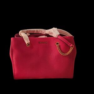 NWT Michael Kors Jet Set Large Cerise Tote / Retail $398